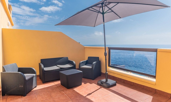 Poris de Abona House | Vacation Home 'Costa Fortuna' with Sea View, Private Terrace and Wi-Fi