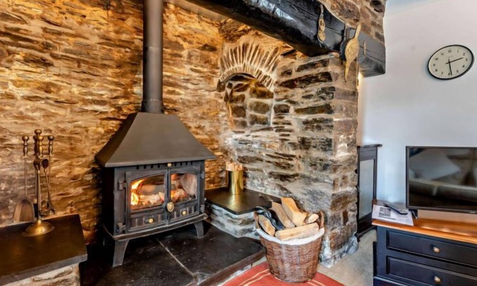 Llangeler House | Vacation home Daisy in Carmarthen - 3 persons, 1 bedrooms