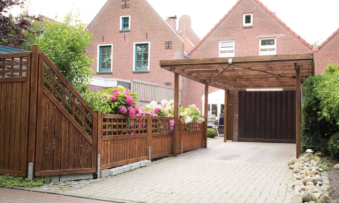 Leer House | Vacation home Altstadtjuwel 15167 - Holiday home Altstadtjuwel