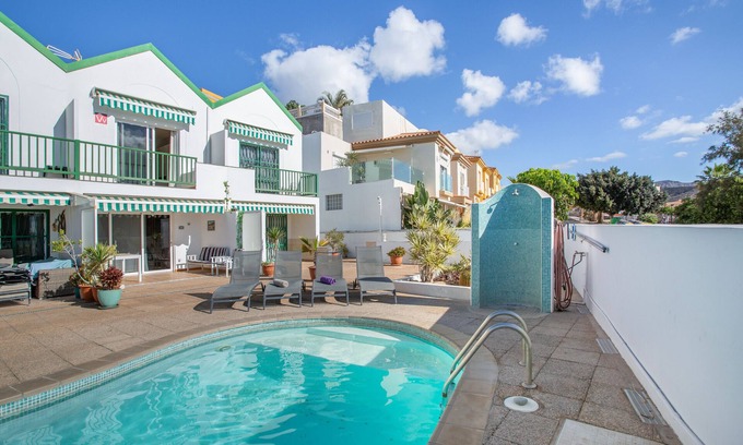 Arguineguin House | Vacation Home 'Carmelo' with Shared Pool, Wi-Fi and Air Conditioning