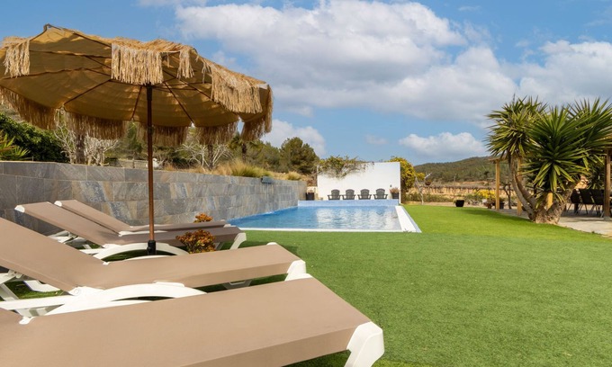 Vespella de Gaia House | Vacation home Dorada by Interhome