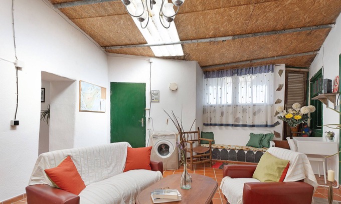 El Tanque Villa | Vacation Home 'Finca Casa Pauca' with Mountain View & Wi-Fi