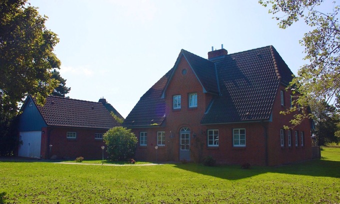 Utersum House | Vacation home for 4 guests with 85m² in Utersum (171882)