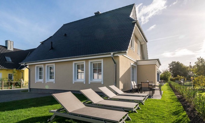 Ostseebad Ahrenshoop House | Vacation home for 6 guests with 140m² in Ahrenshoop (164705)