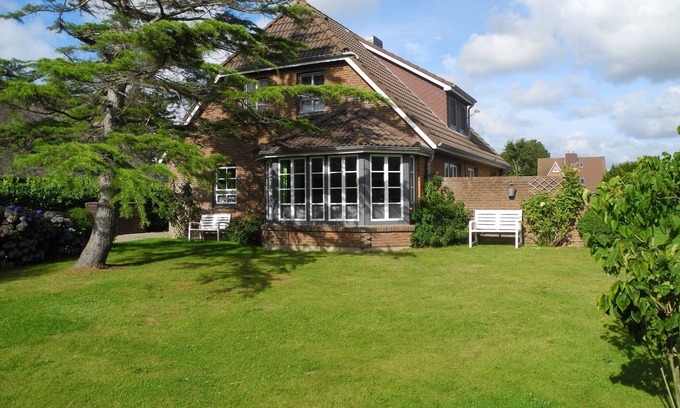 Nieblum House | Vacation home for 6 guests with 140m² in Nieblum (145700)