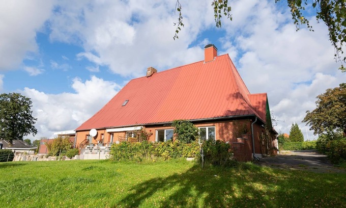 Brenkenhagen House | Vacation home for 6 guests with 100m² in Brenkenhagen (286388)