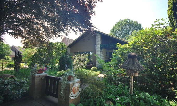 Uplengen House | Vacation home Hermann 35522 - Holiday home Hermann