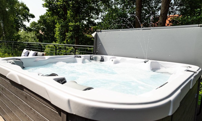 Herbstein House | Vacation home Heuliebe, barbecue hut, whirlpool, outdoor sauna