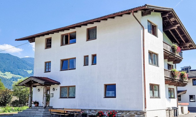 Strass im Zillertal House | Vacation home Kainer by Interhome
