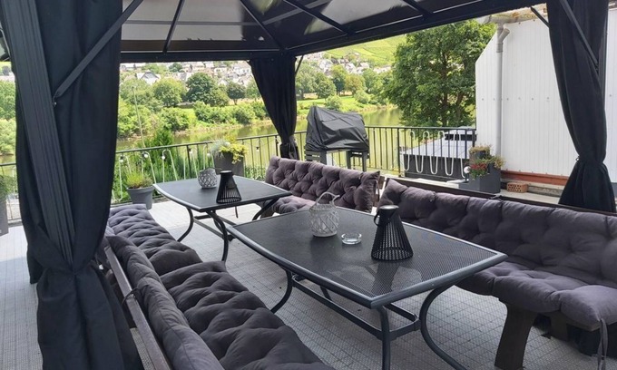 Krov House | Vacation home L