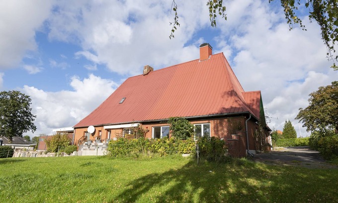 Brenkenhagen House | Vacation home Landglück in Brenkenhagen