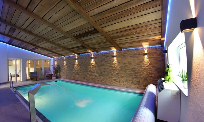Pruem House | Vacation home "Landratsvilla Prüm" Relaxation track, wellness oasis, pet-friendly