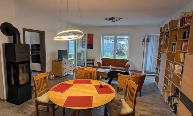 Weener House | Vacation home Magnolia Möhlenwarf - conservatory and garden 4 persons + pet
