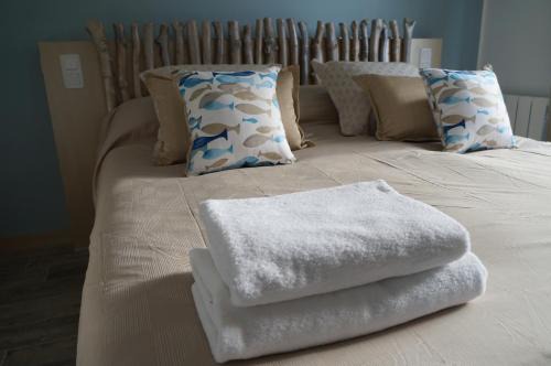 Saint-Xandre House | Vacation Home - Maison de vacances