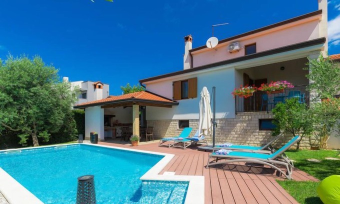 Kastelir-Labinci House | Vacation home Marina by Interhome