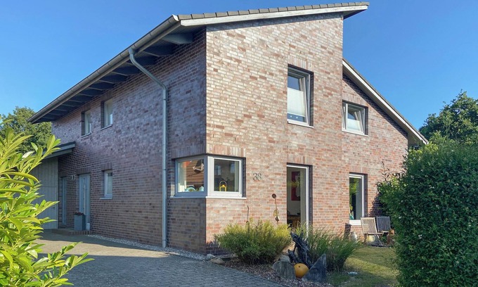 Dreimuhlen House | Vacation home Meeresfarben in Husum for up to 6 people