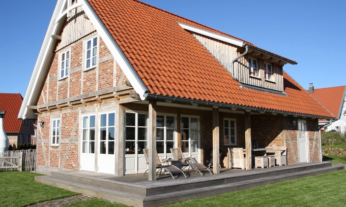Rosenhagen House | Vacation home "MeerZeit" on the Baltic Sea, sauna, fireplace, WLAN, - SEASIDE-
