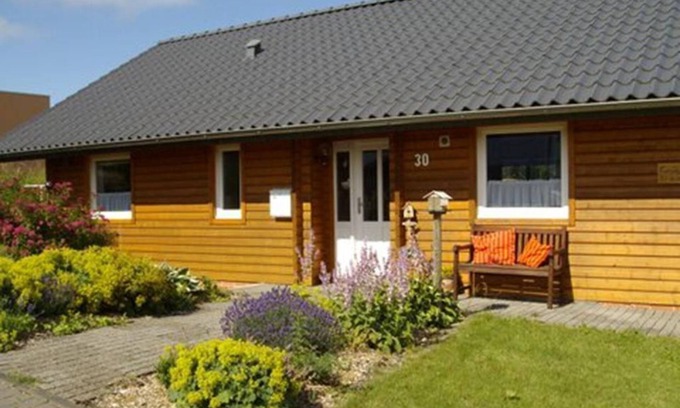 Grenderich House | Vacation home Mews