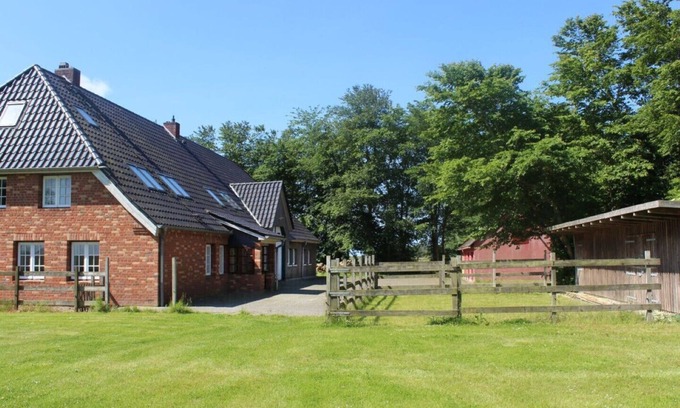 Osterhever House | Vacation home near Sankt -Peter Ording Secluded location directly on the North Sea Eiderstedt