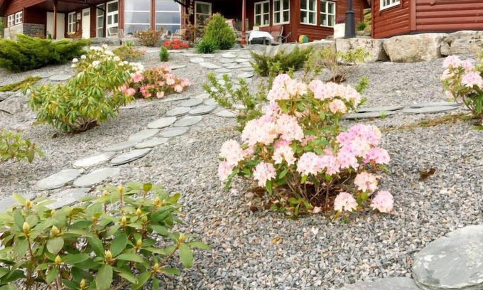 Askvoll House | Vacation home Nesavika (FJS520) in Stongfjorden - 6 persons, 3 bedrooms