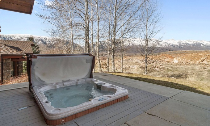 Wolf Creek House | Vacation Home - No more than 20 people- - No Smoking On This Property