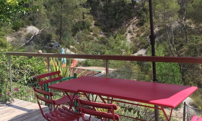 Castelli Villa | Vacation home on the Côte d'Azur, with swimming pool, swing, trampoline