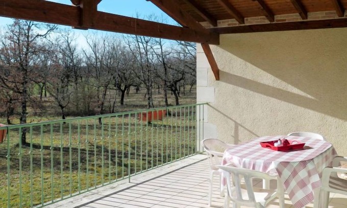 Lalbenque House | Vacation home Pasture (LBQ401) in Lalbenque - 4 persons, 2 bedrooms