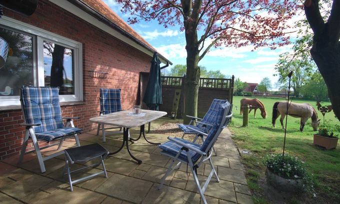 Uplengen House | Vacation home Ruth's Huus 35637 - Holiday home Ruth's Huus
