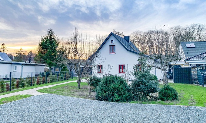 Old Town Apartment | Vacation home Sundhaus, Sassnitzer Weg 40 - Gohr- Holiday apartments