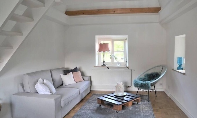Weissenburg in Bayern House | Vacation home the Seeweiherturm with garden