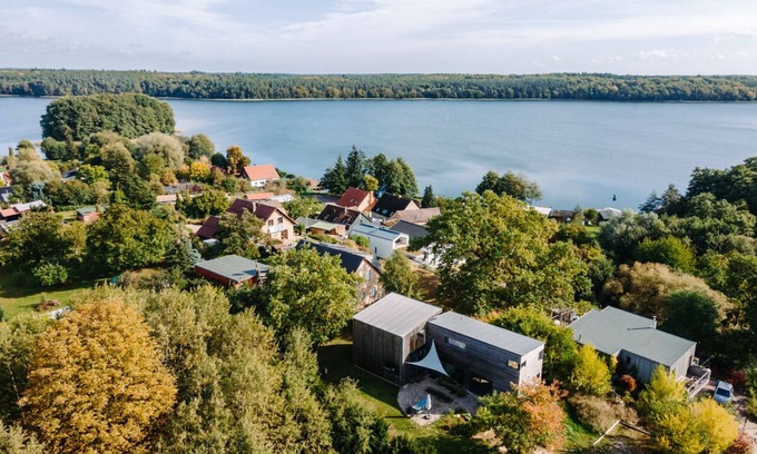 Muritz House | Vacation home Übersee with water view