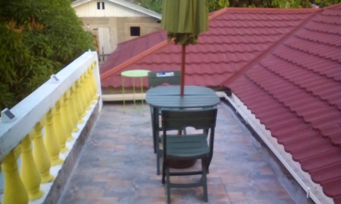 Buff Bay Apartment | Vacation Home- Upstairs Suite with Balcony in a Private Home Sky View