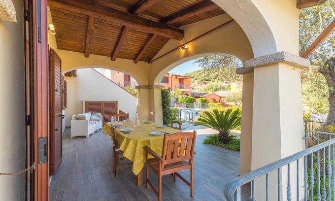 Schifoni House | Vacation Home "Villetta Con Patio Esterno" with 2 Private Terraces & A/C