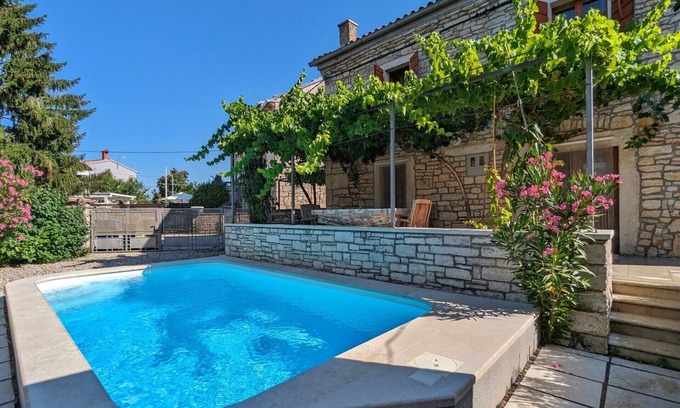 Peresiji House | Vacation home with pool and beautiful terrace