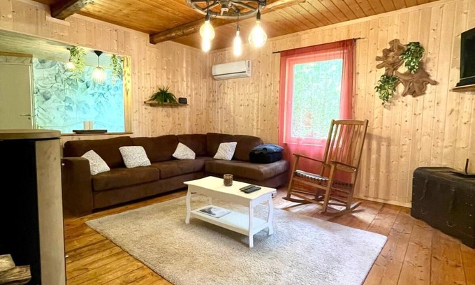 Emmaboda House | Vacation home with modern facilities in the middle of Sweden's idyllic forests.