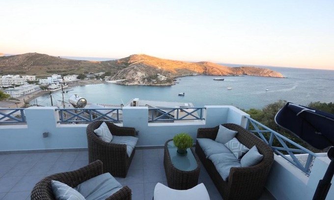 Vari House | Vacation house with stunning view - Vari Syros