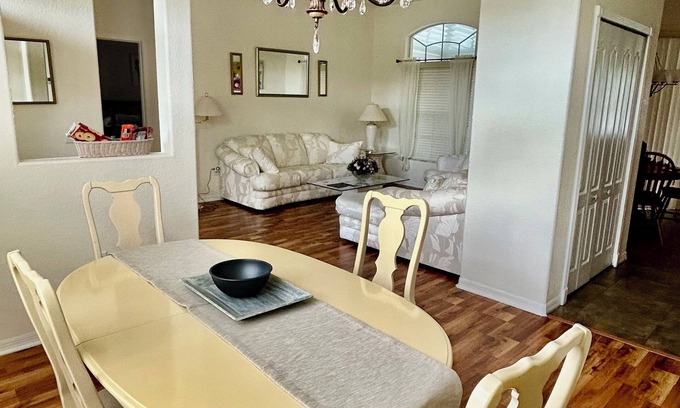 Valrico House | Vacation Rental Cozy 3-bedroom house in Valrico FL