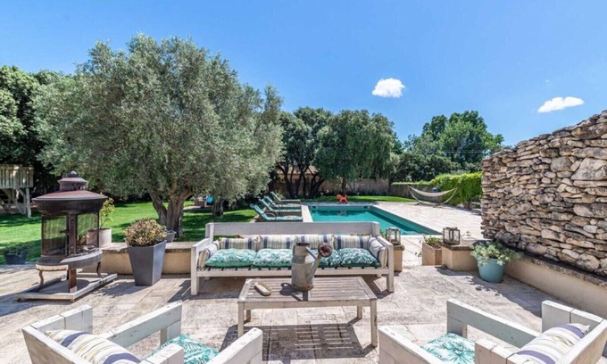 Aureille Villa | Vacation rental house with pool AUREILLE LS1-417