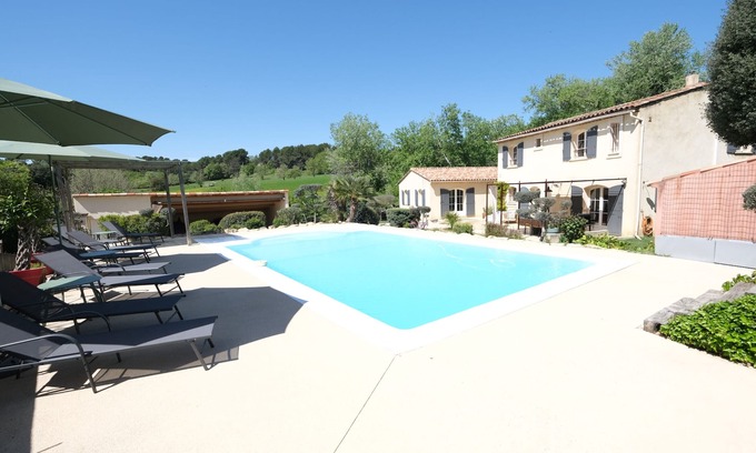 Puget Villa | Vacation rental house with pool PUGET LS2-442