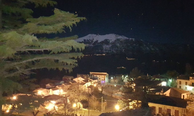 Civita d'Antino Villa | Vacation Rental House Civita d'Antino - Mountain House with Garden in Abruzzo