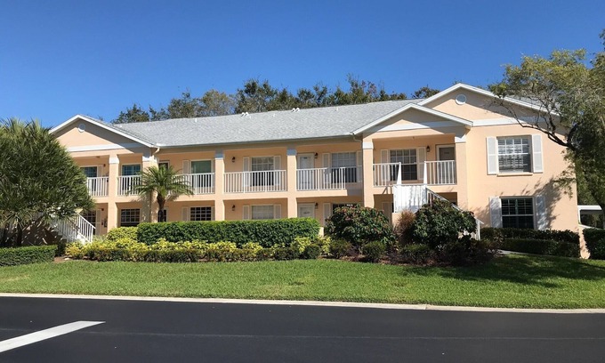 North Naples Condo | Vacation Rental. Two bedroom condo
