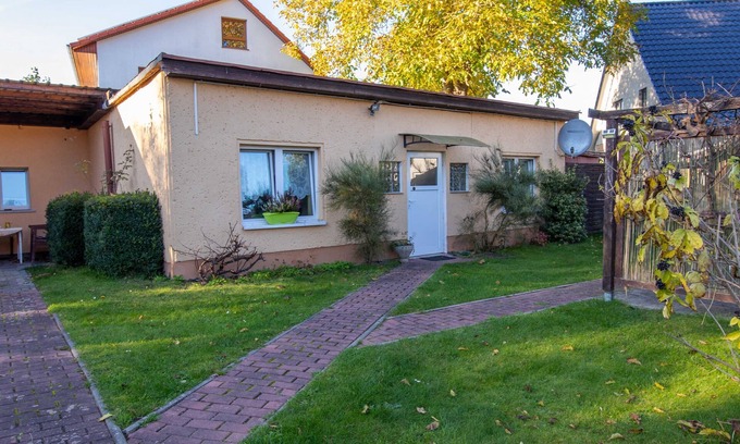 Eldena Apartment | Vacation room 2 - Holidays at Bierbach