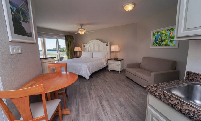 Crystal Harbour Resort | Vacation Starts Here! Pet-friendly Room, Pool