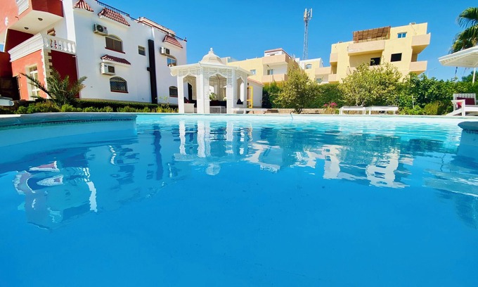 Village Road Villa | Vacation Villa Mandarin