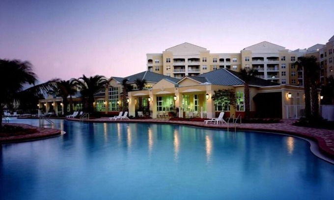 Weston Condo | Vacation Village at Weston, near Cleveland Clinic Florida. Ft. Lauderdale
