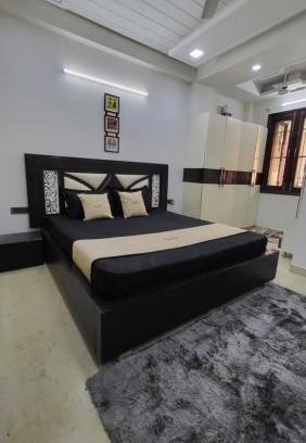 Pitampura Apartment | VacationBuddy Opulent Homestay 2 BHK Pitampura NSP