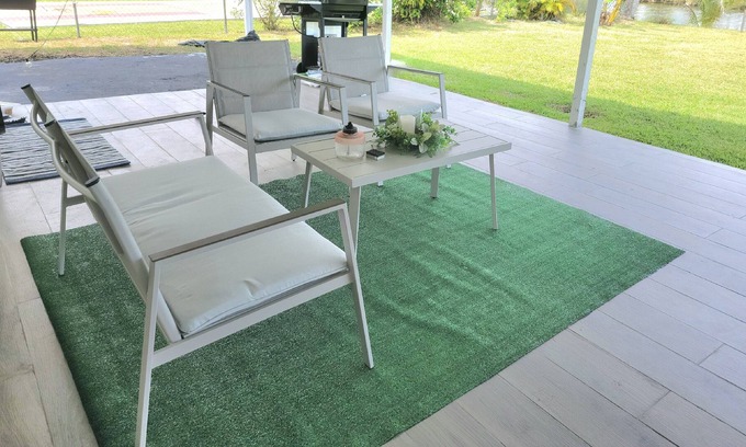 Tamiami House | Vacations in Miami 3/2 canal front home