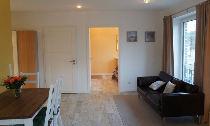 Hamburg-Nord Apartment | Vacations on the banks of the Alster - cycling and walking