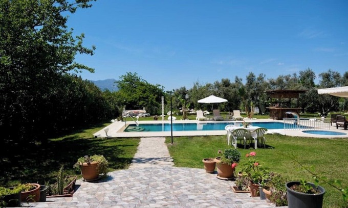 Seydikemer Apartment | Vahide Homes - enchanting villa with pool and sauna