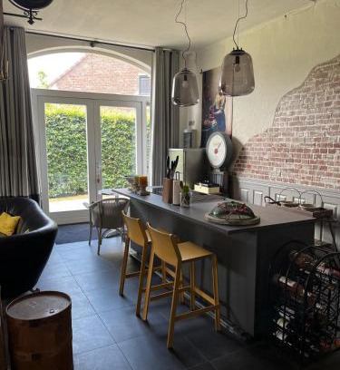 Herongerberg Bed & Breakfast | Vakantiewoning Fruitschuur de Morel